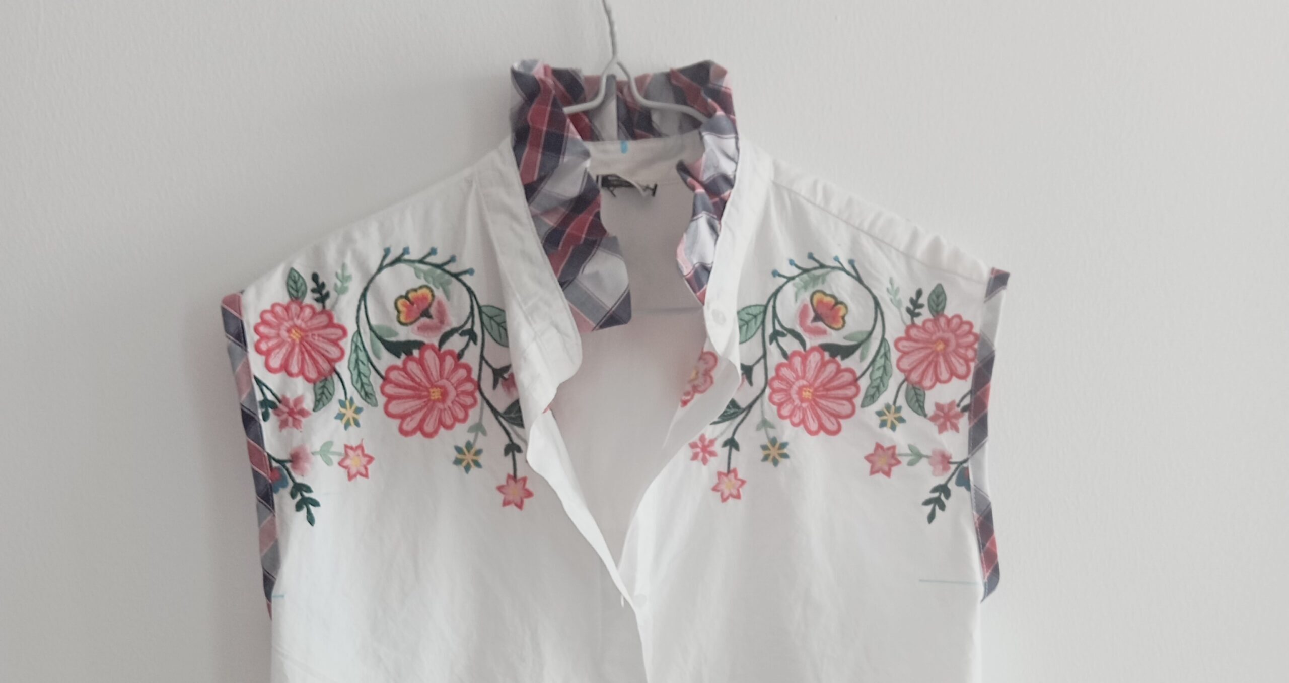 Read more about the article Upcycling-transformer et reconditionner une chemise